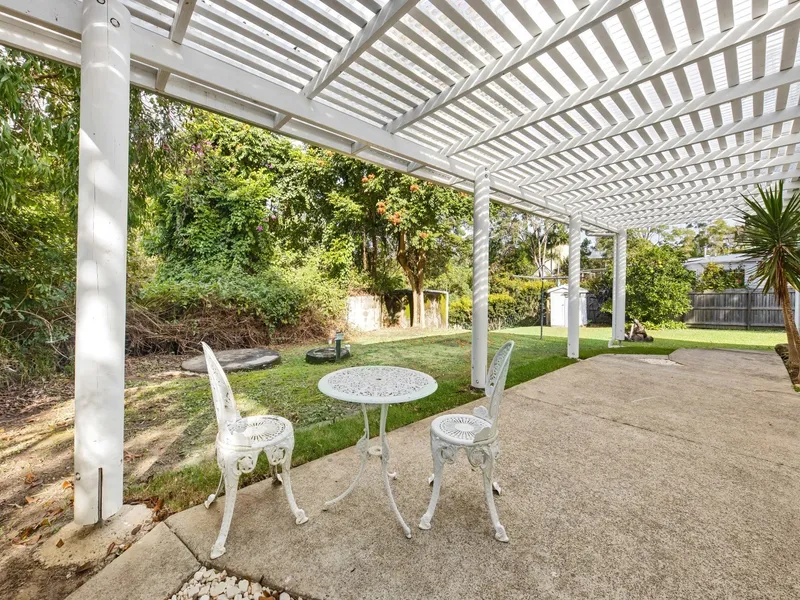 CHARMING RENOVATED COTTAGE