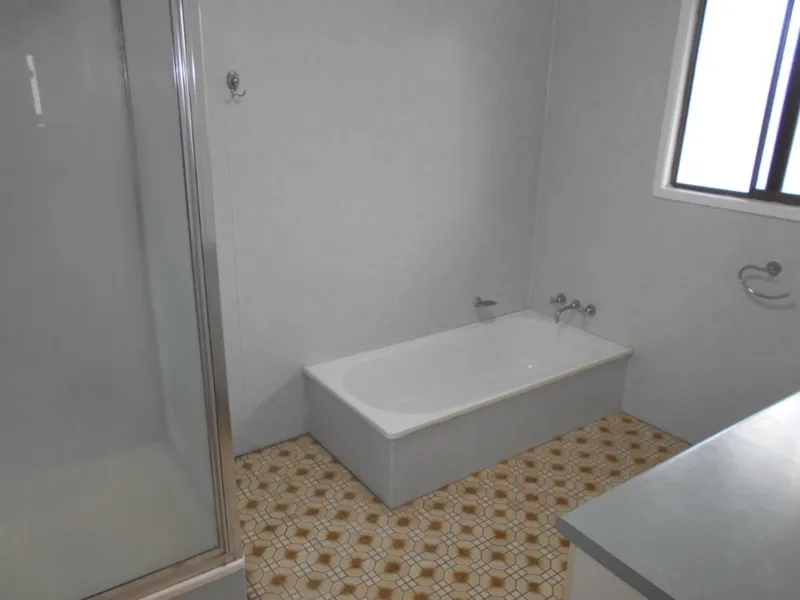 COOL HIGHSET HOME - NO WORK REQUIRED !