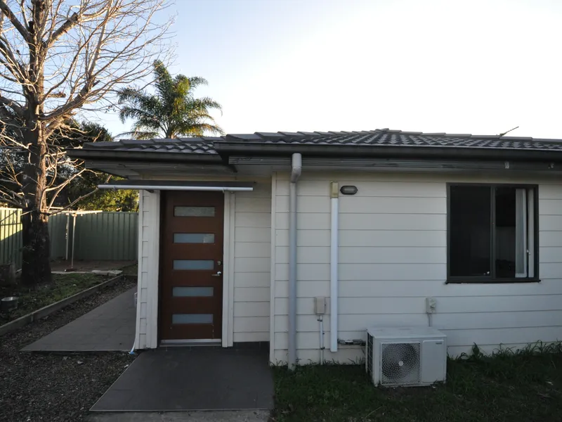 Spacious 2 bedroom Granny flat