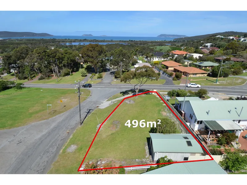 Build a dream home to your requirements on a central vacant block with stunning panoramic views that capture the essence of Albany's unique location