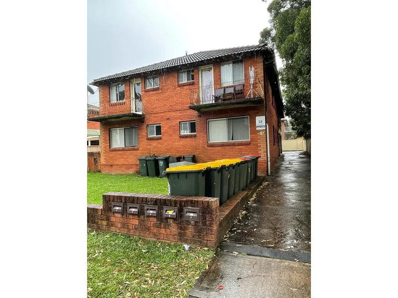 2 Bedroom Unit in Ground