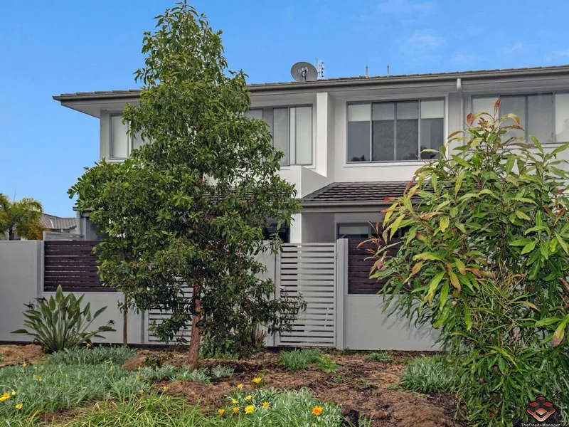 MERRIMAC NEAR ROBINA