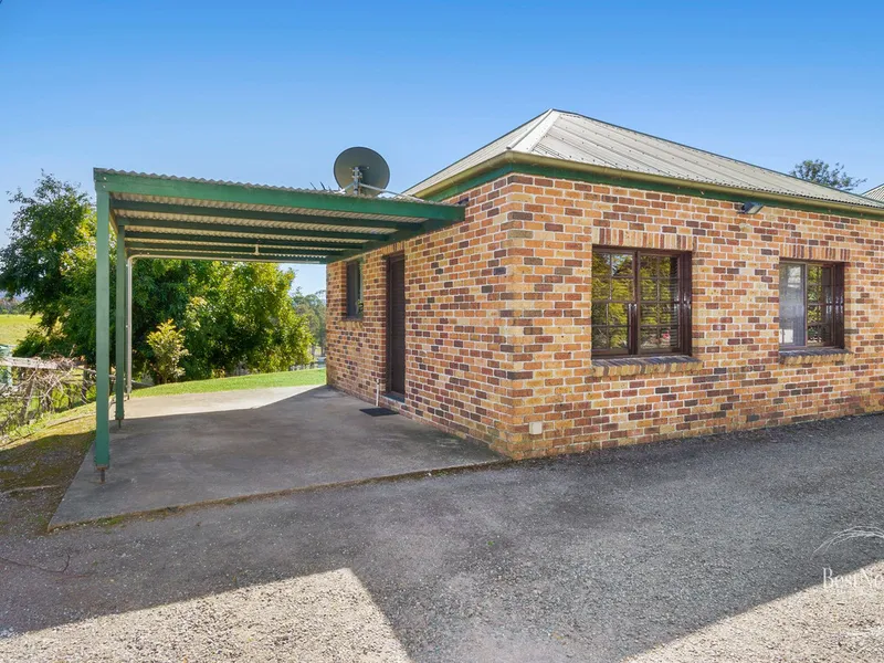 GRANNY FLAT WITH RURAL OUTLOOK