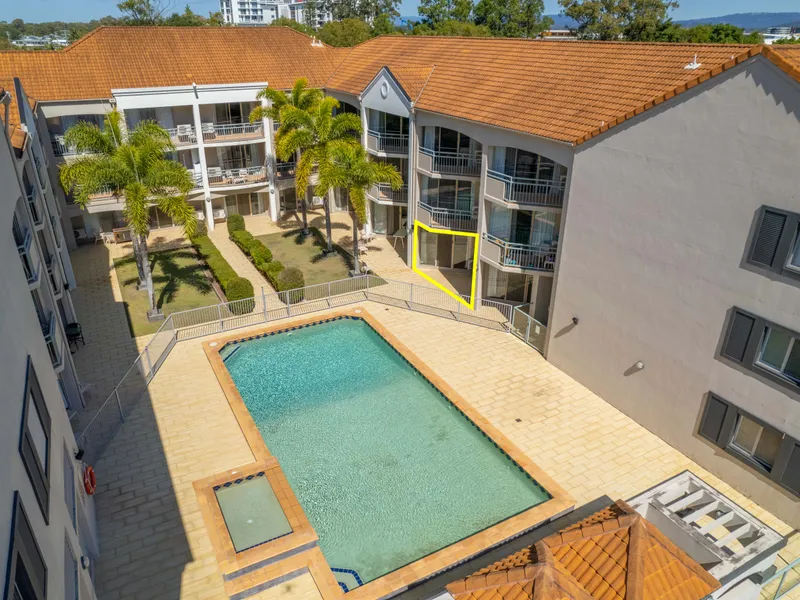 JUST RENOVATED STUDIO GROUND FLOOR UNIT - WATERFRONT - MINS TO HOPE ISLAND MARKETPLACE