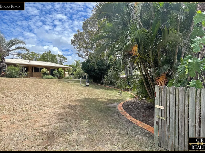 ✨ Large family home on a leafy block ✨