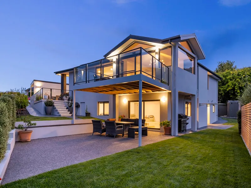 Luxury Sandy Bay Home