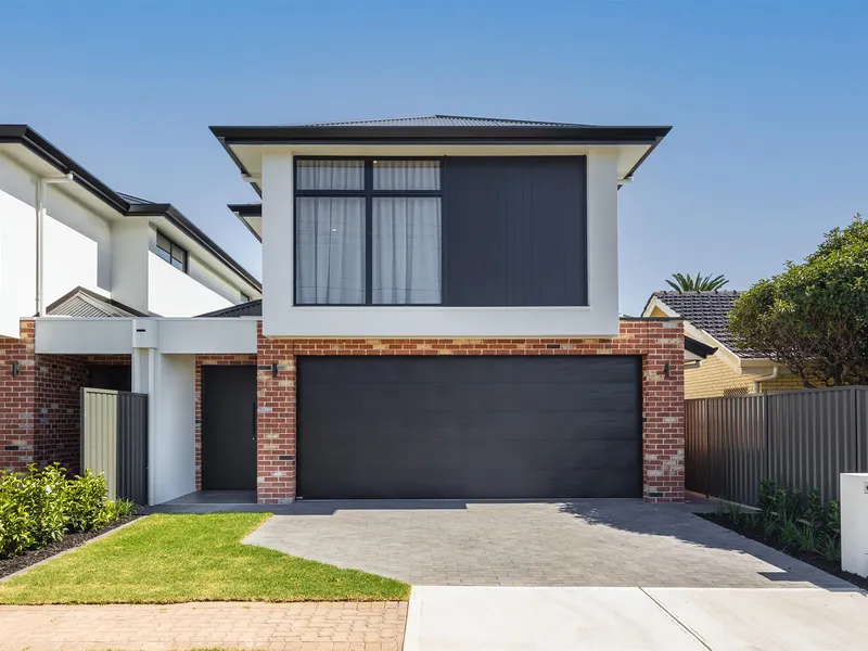 Bespoke 'Brand New' Living in This Popular Convenient Enclave 