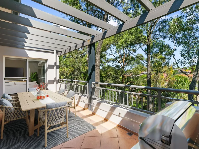 Private with Beautiful Tree Studded Outlook