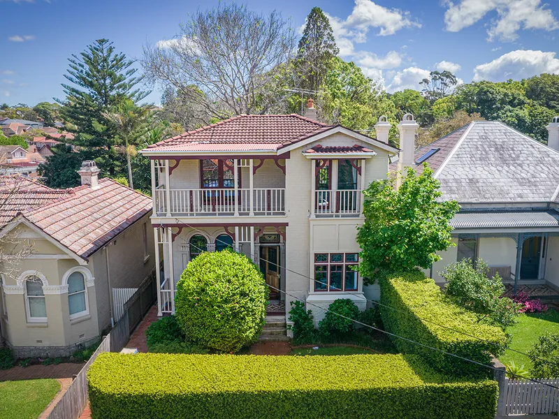 Grand Federation In the Heart Of Mosman Village