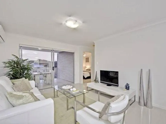 Stunning 2 Bedroom Apartment