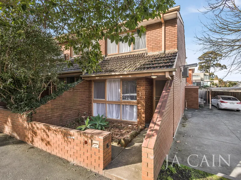 Superbly Located Two Storey Townhouse