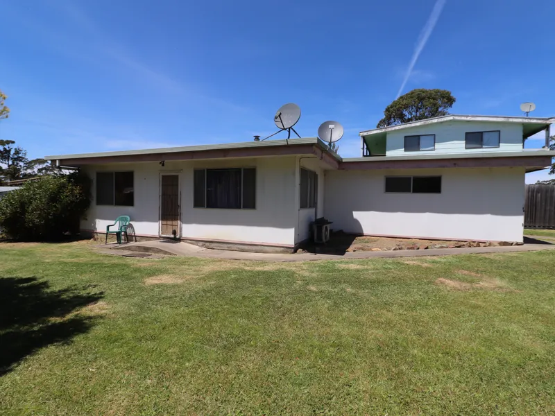 Looking for a Holiday House?