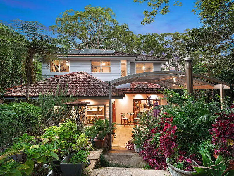 Tranquil garden oasis on private rear north parcel