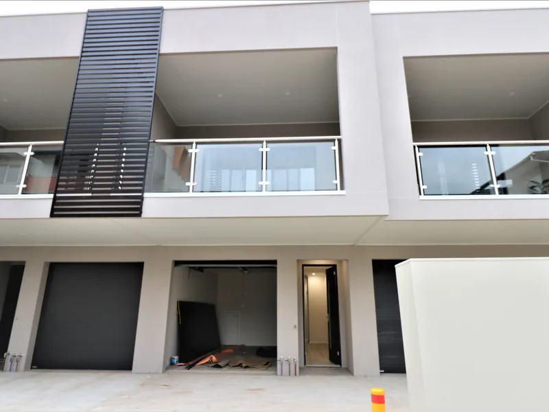 2-Bedroom Townhouse For Rent in Mawson Lakes!