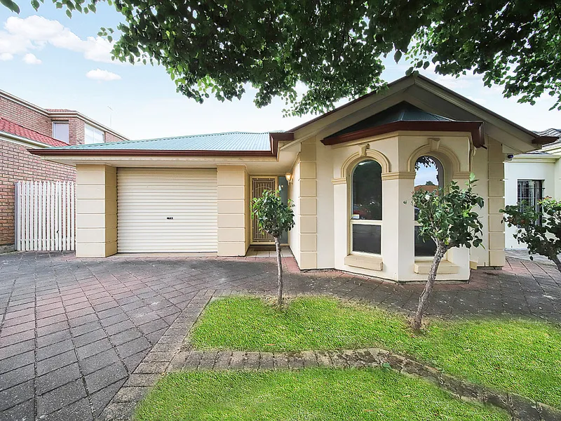 Looking for a Family house with a Great School Catchment and Lifystle? This is it!