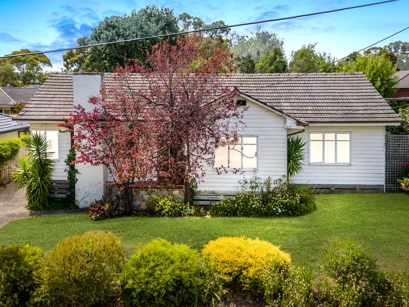 A Blank Canvas in a Sought-after Location and School Zones