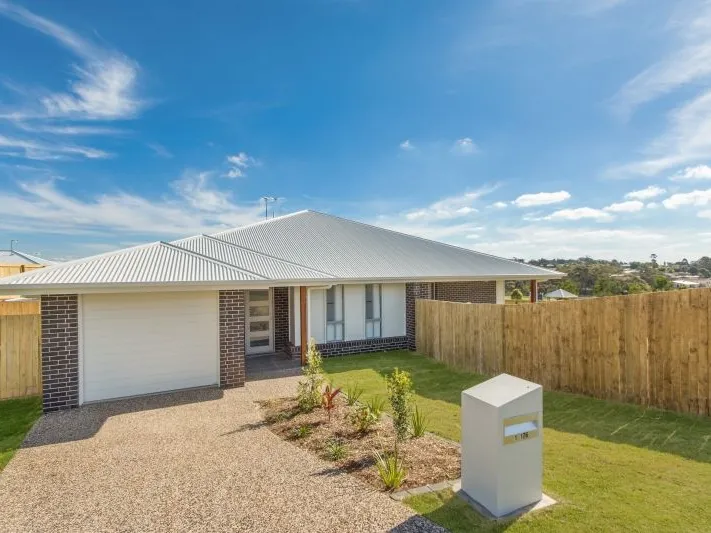 Fantastic Value for a Four Bedroom Duplex Unit! (with room for a shed!)