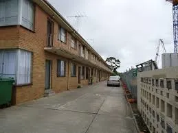 ONE BEDROOM FLAT IN GREAT LOCATION !!