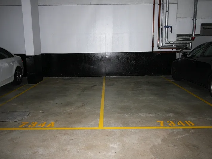 2 Car Park Spaces, Big Sized 2 Bedroom + HOME OFFICE/3rd Single Bedroom