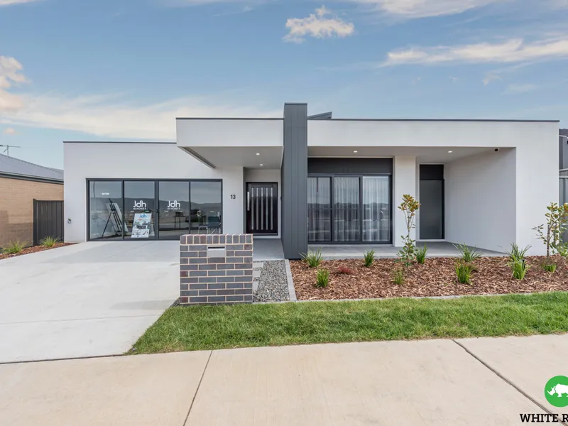 Magnificent Brand New Display Home