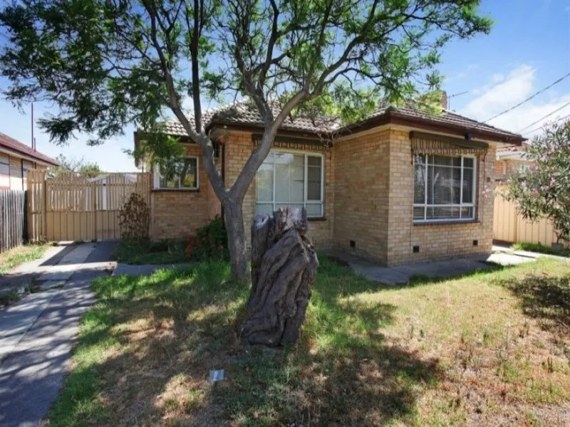 Well-maintained family home in North Sunshine!