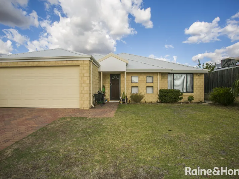 Looking for a Great sized 4x2 with Study and Theatre/games room?