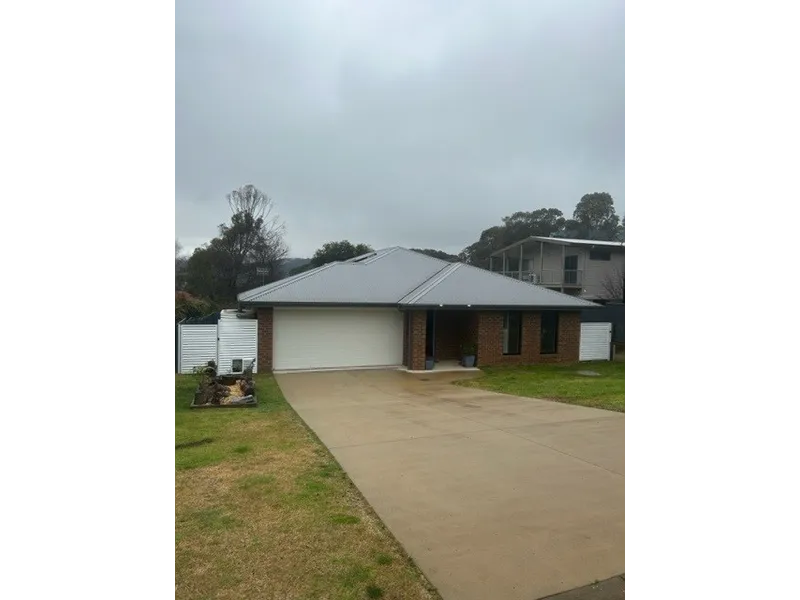 2 Morses Court Tawonga South