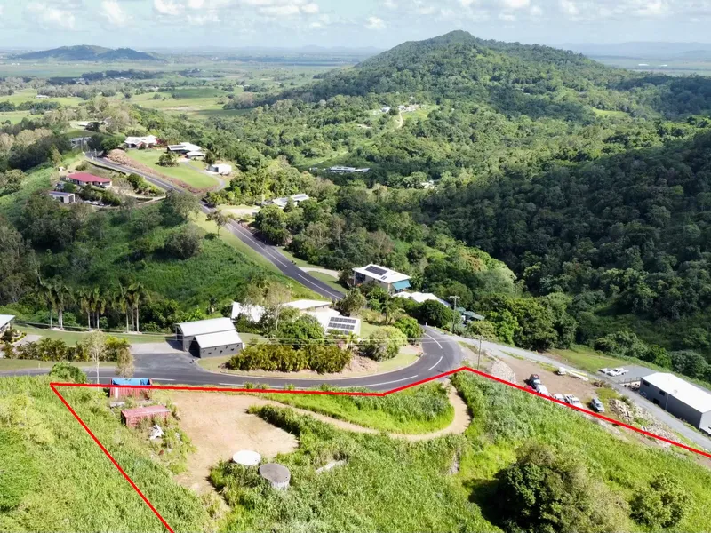 OCEAN VIEWS IN BLUE RIBBON ESTATE