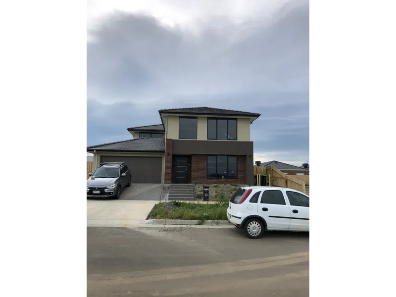 ABSOLUTE STUNNER CREEK FACING HOUSE