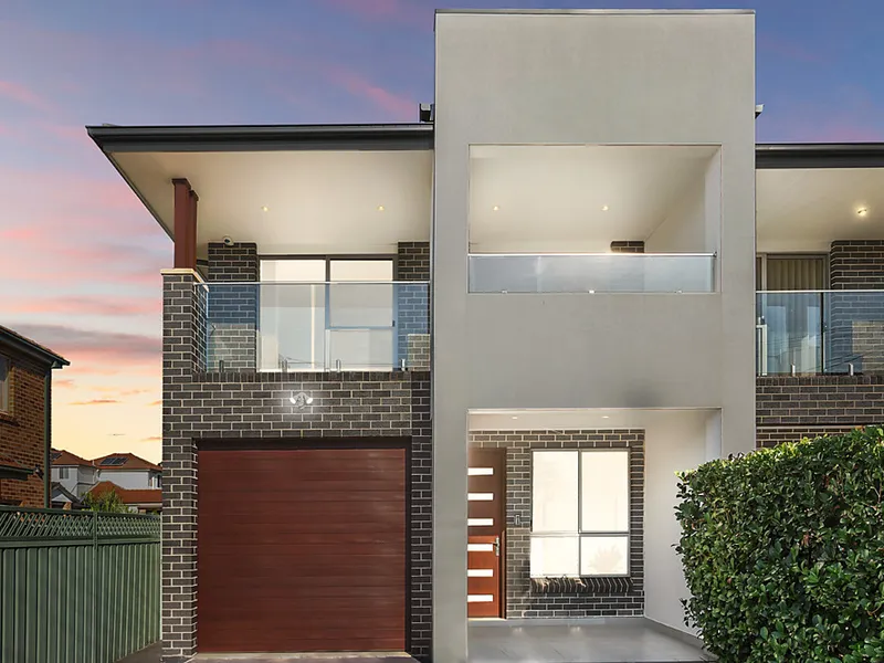 Near new contemporary family residence