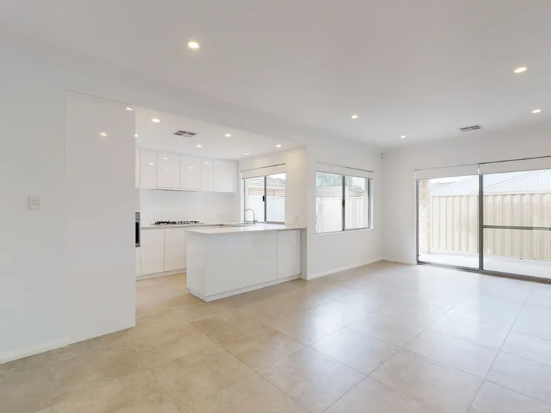 Walking distance to Yokine Golf Club