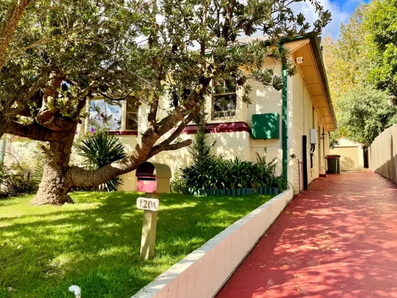 Three Bedroom Character Home In South Katoomba!