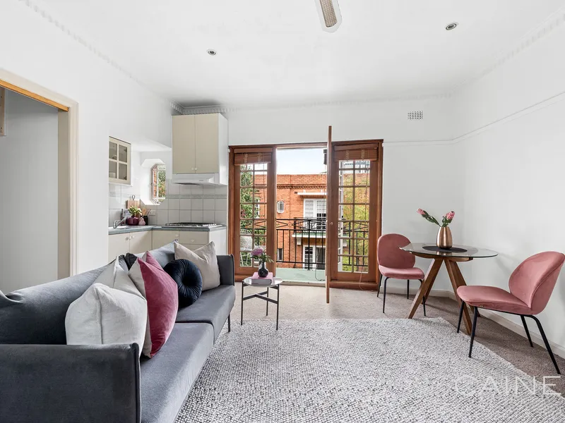 ‘Regents Gate’ Enviable Art Deco