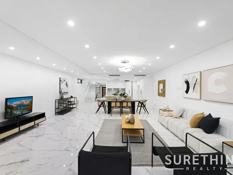 “Resort style Duplex set over 4 levels & offering its residence over 600sqm of floor space”