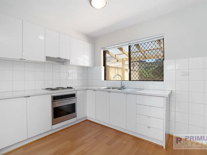 EVERYONE ATTENDING A HOME OPEN MUST REGISTER THEIR DETAILS (name and phone number)