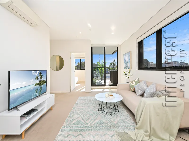 NORTH-EAST Stylish & Bright Two Bedroom Apartment at Premier Location