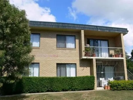 Two Bedroom Unit in the Heart of Bulimba!