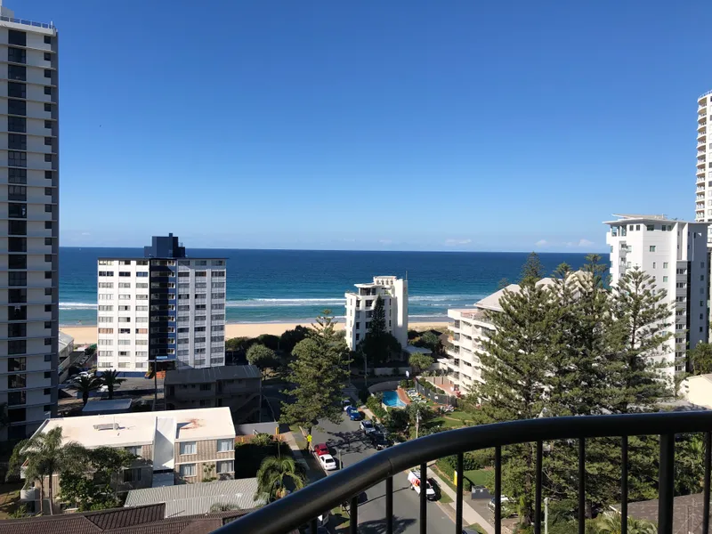 ''ARISTOCRAT'' Just move in and relax.