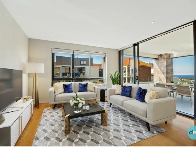 Amazing Three Bedroom Apartment - Beach Living at its best!