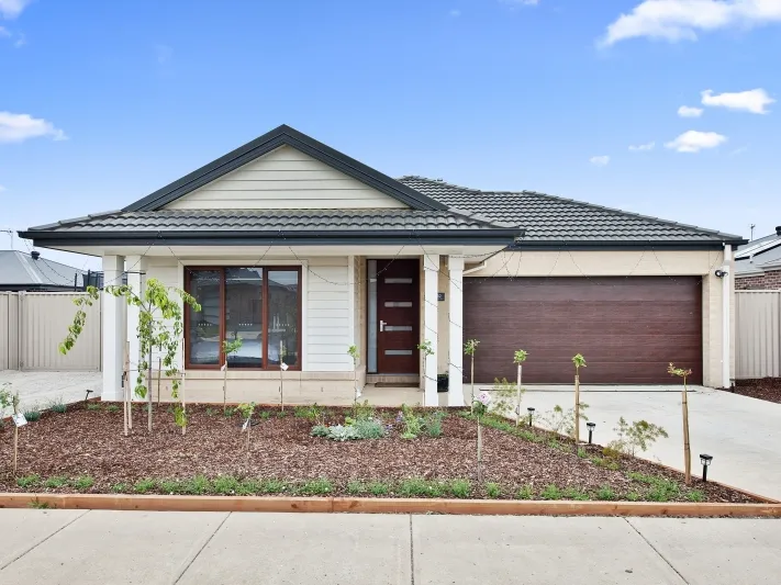 No Waiting for Titles - Move Straight In !