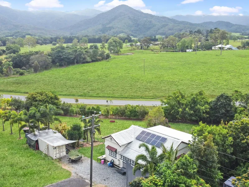 Family Home on 3/4 acre