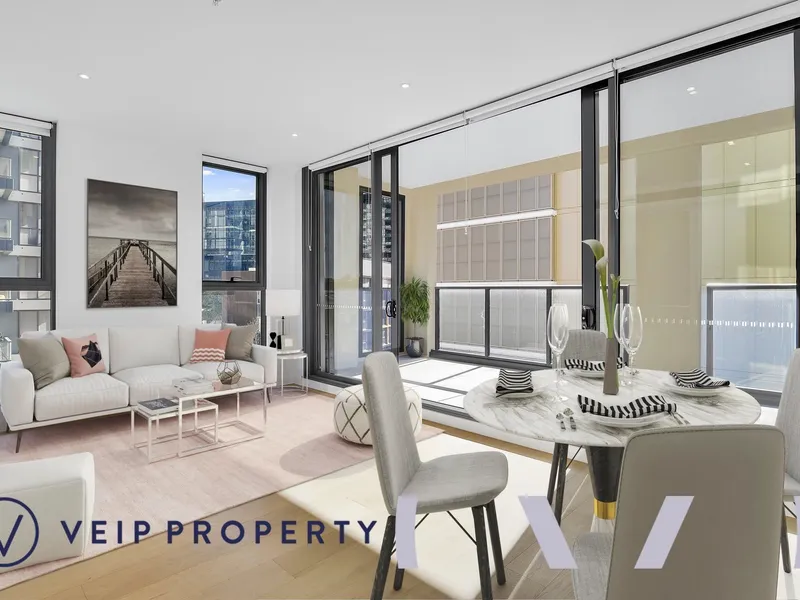 North West Facing Luxury 2 Bedroom + Study