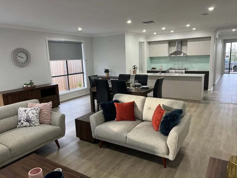 LUXURY UPGRADES and QUALITY FIXTURES AND FITINGS to take the guesswork out of building. Nothing hidden, just real prices and value.