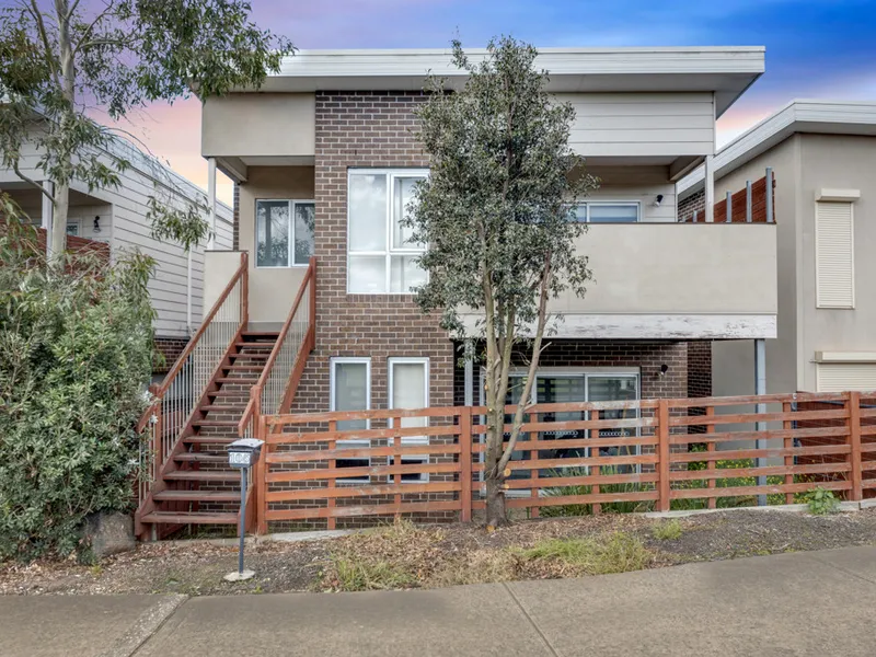 Contemporary Living With Peace, Privacy & Position