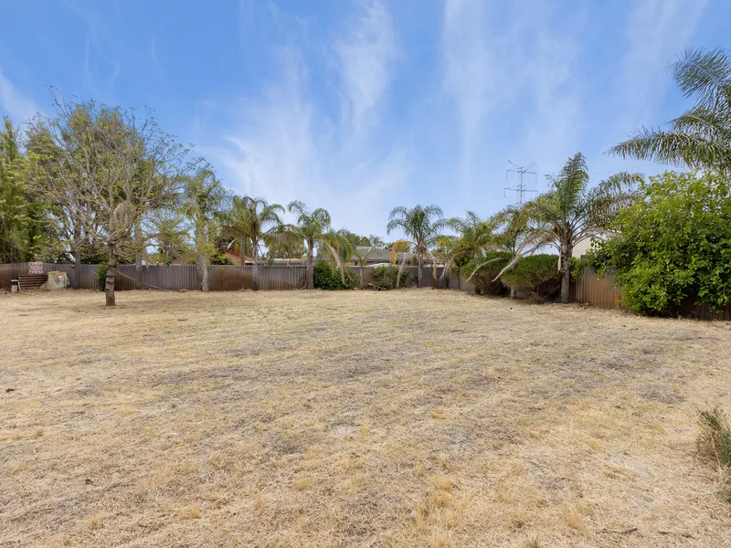 RARE EARTH 1217sqm BLOCK R 20/40