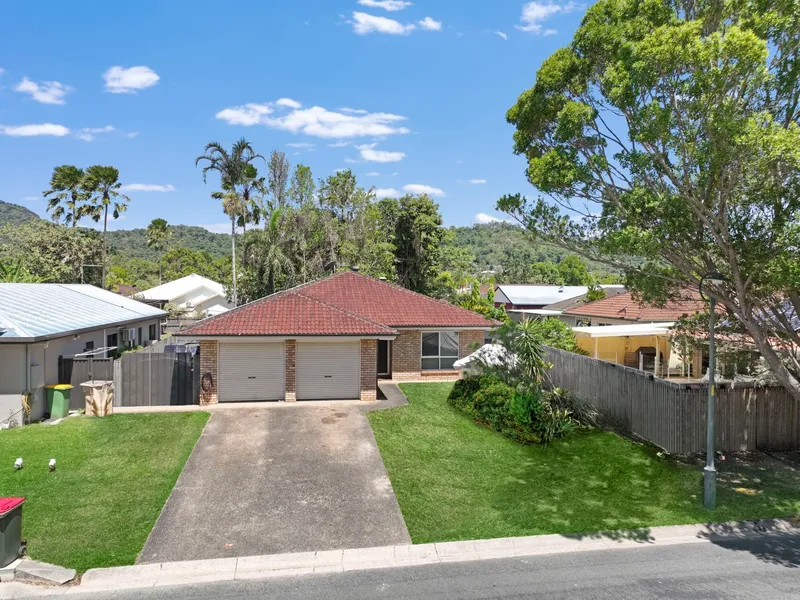 Spacious Family Home In Desirable Suburb