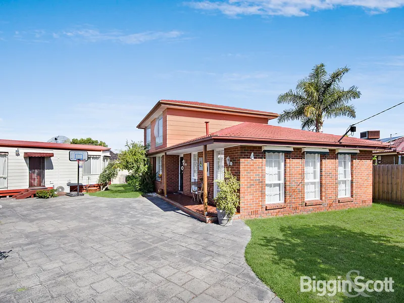Elevated Family Home in a Prime Location.