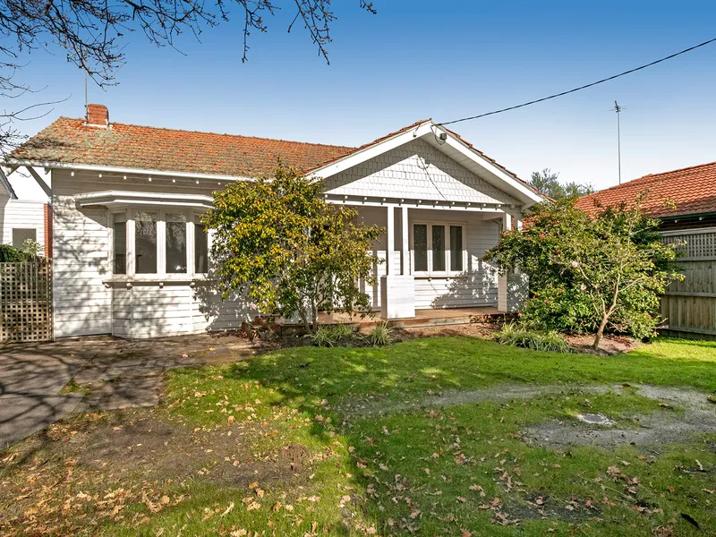 For inspection details, please contact Katie Pickering - kpickering@hodges.com.au or 9598 1111