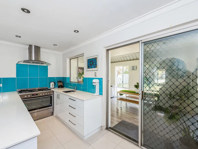 CLOSE TO ALL AMENITIES