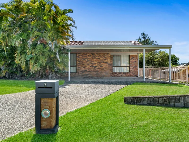 Located in a quiet cul de sac this elevated home offers lots of natural light and breezes